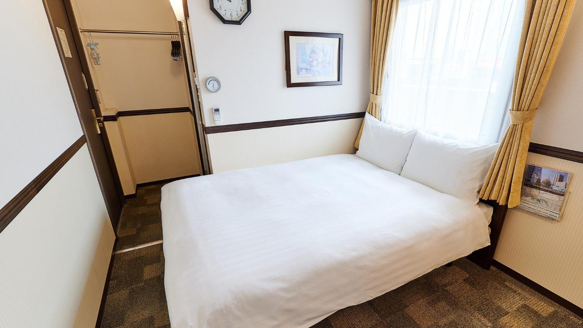 Toyoko Inn Chiba Ekimae Номер фото